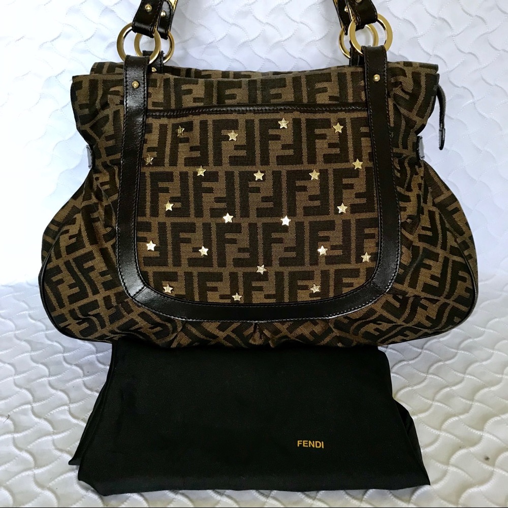 🎭SOD🎭 FENDI Zucca XL Chef 2 Star Studded Tote - Picture 2 of 8